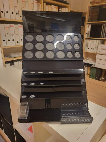 Meikkiteline, testeriteline Kaarina - valokuva 2