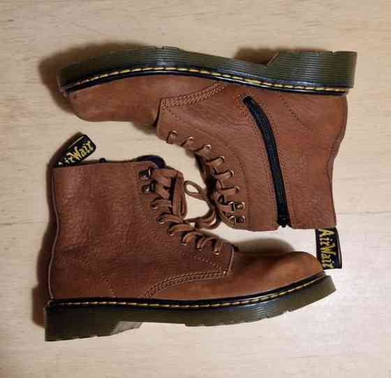 Dr. Martens nahkanilkkurit Salo