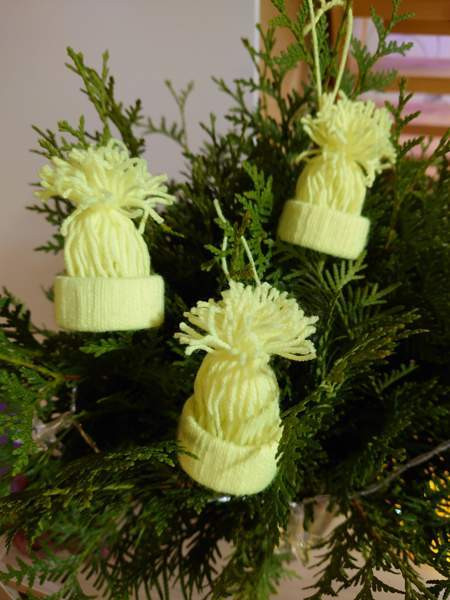 Joulukoriste / kuusen koriste pipo neonkeltainen Raasepori - изображение 1