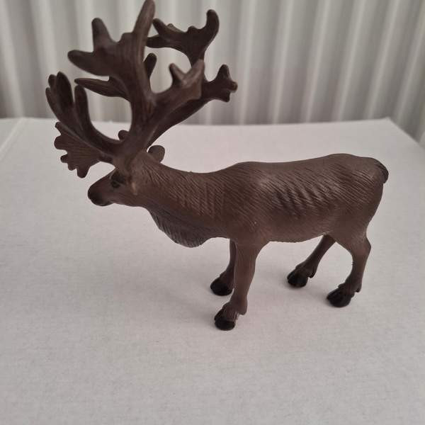 Schleich - upea uusi uljas Poro 14239 Tampere – foto 4