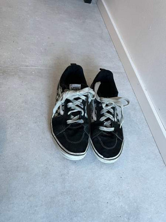 Vans, hyväkuntoiset koko 39 Пори - изображение 2