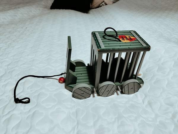 Puinen tyrmävaunu ammuksella Joensuu - valokuva 1