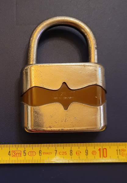 Vanha lukko "ELZETT Made in Hungary Helsinki - изображение 3