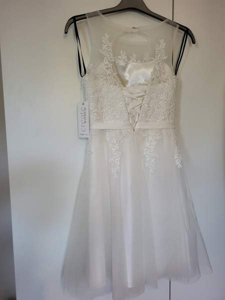 Uusi juhlapuku koko 32 Oulu - photo 4