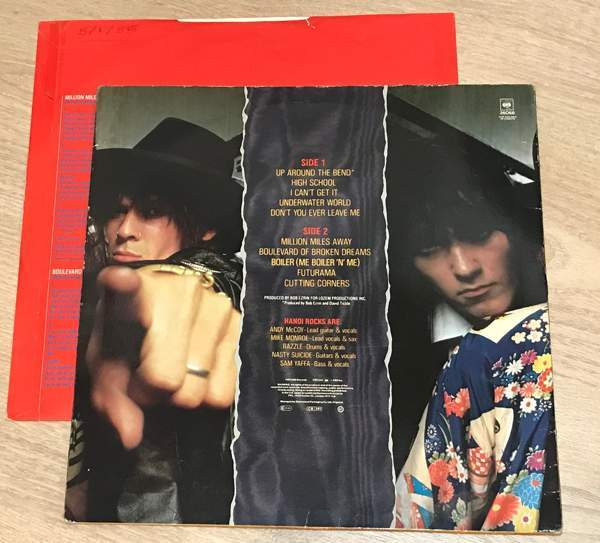 Hanoi Rocks, Two Steps From The Move LP, CBS painos Sauvo – foto 2