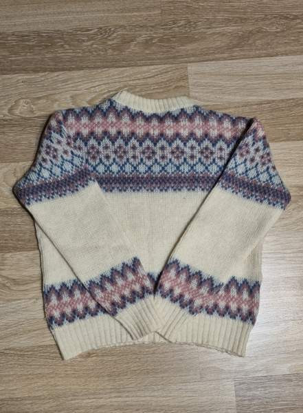 100% Islanninvillaa oleva villapaita 12-vuotiaalle Lappeenranta – foto 2