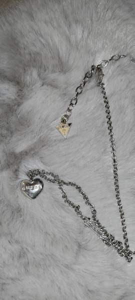 Guess hopeinen kaulakoru Тампере - изображение 4