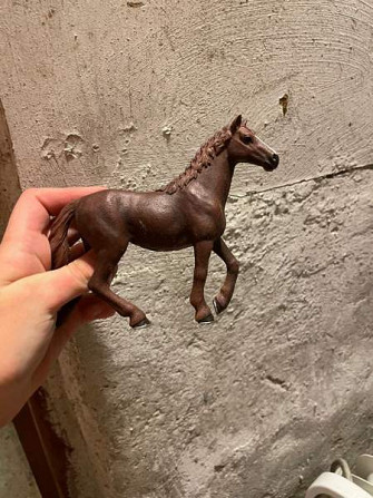 Schleich heppoja ja sonni ja eläinlääkäri ambulanssi Hämeenkyrö - photo 3
