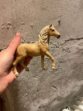 Schleich heppoja ja sonni ja eläinlääkäri ambulanssi Hämeenkyrö - photo 2