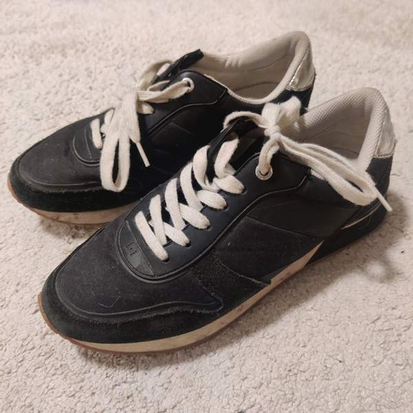 Tommy Hilfiger tennarit 39 Кангасала - изображение 2