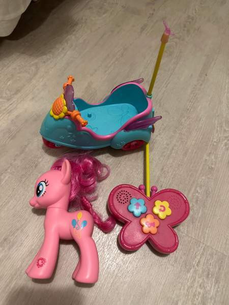 My Little Pony kauko-ohjattava skootteri ja poni Вантаа - изображение 2
