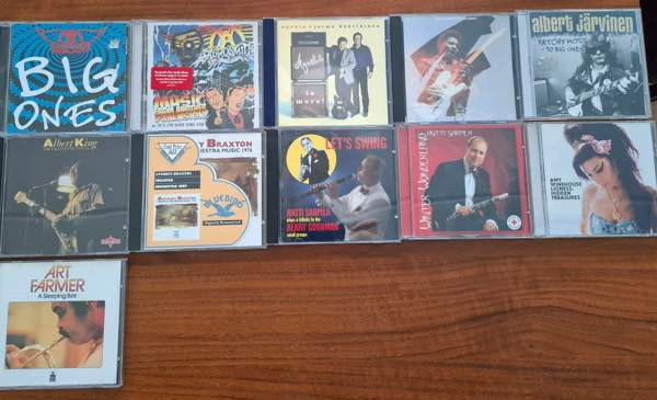 400 CD-levyä - rock, Jazz, Pop jne. Kaikista kuva Вантаа - изображение 1