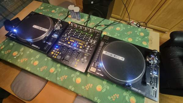 Reloop Rp-8000 mk1 dj levysoittimet + Behringer Ddm4000 mikseri + muuta Sastamala – foto 4