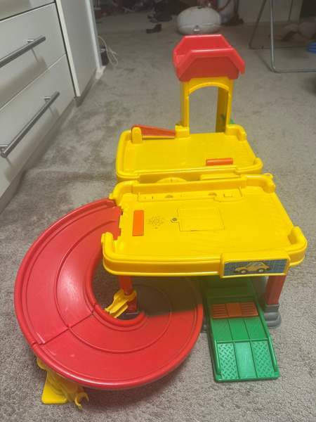 Parkkihalli Туусула - изображение 1