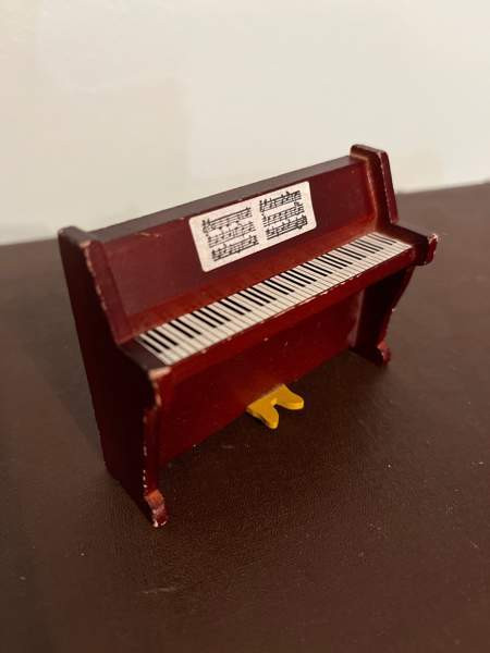 Lundby puinen piano Pirkkala – foto 1
