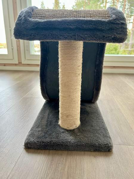 Pieni raapimispuu Nousiainen – foto 3