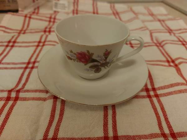 Kahvikuppi aluslautasella x 5kpl Joensuu – foto 1