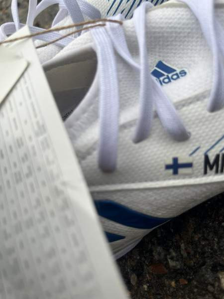Adidas Predator Edge .3 -nappikset, koko 35 1/3 Турку - изображение 5