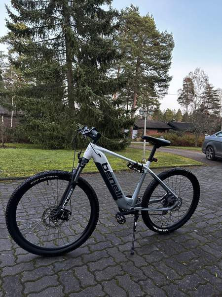 Benelli sähköpyörä Kaarina - valokuva 2