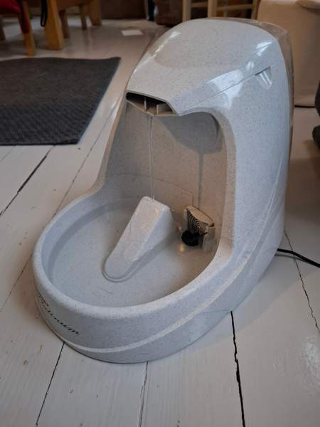 Vesiautomaatti - kissalle Lohja - photo 1