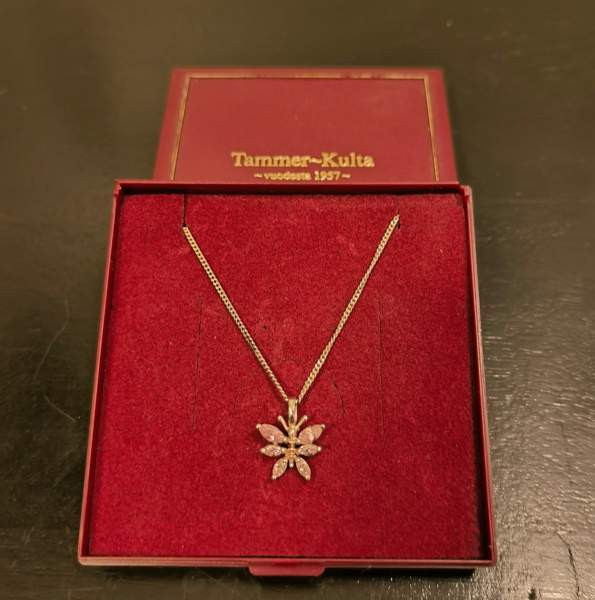 Perhonen kaulakoru -Tammer Kulta Laihia - valokuva 4