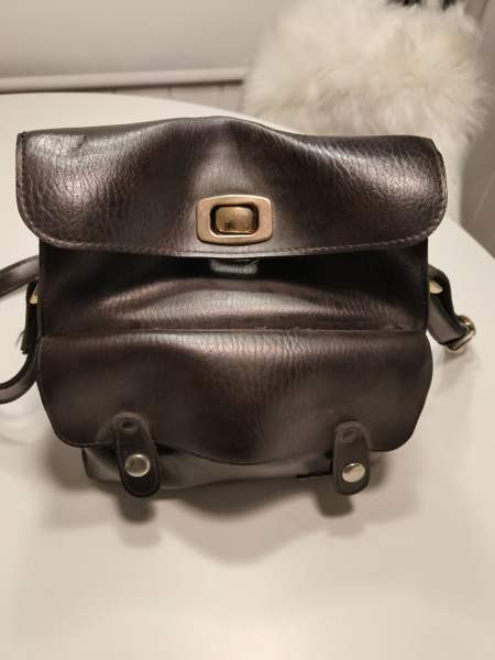 Kamera sekä lisätarvikkeet ja laukku Laukaa – foto 8