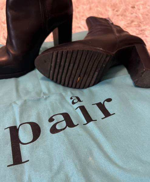 A pair merkin nilkkurit Vantaa - photo 2