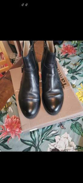 Tamariksen mustat saappaat Вантаа - изображение 2