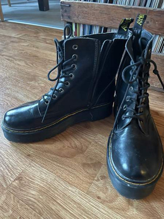 Dr.Martens Molly 43 Espoo - valokuva 3