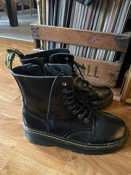 Dr.Martens Molly 43 Espoo - photo 1