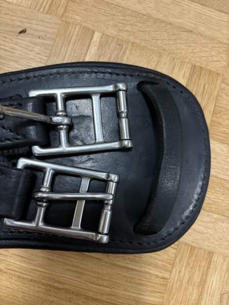 Painetta tasaava satulavyö Kirkkonummi - valokuva 2