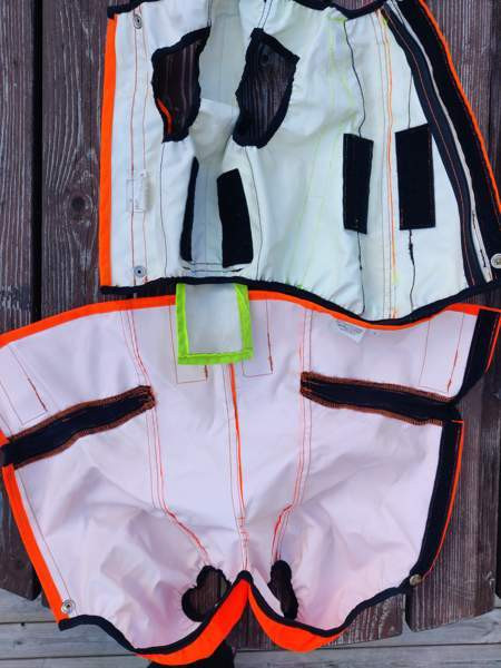 Kardog GPS-liivi ja housuosa mäyräkoiranartulle Iitti - valokuva 4