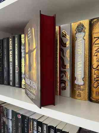 Special edition and hardcover books Haemeenlinna