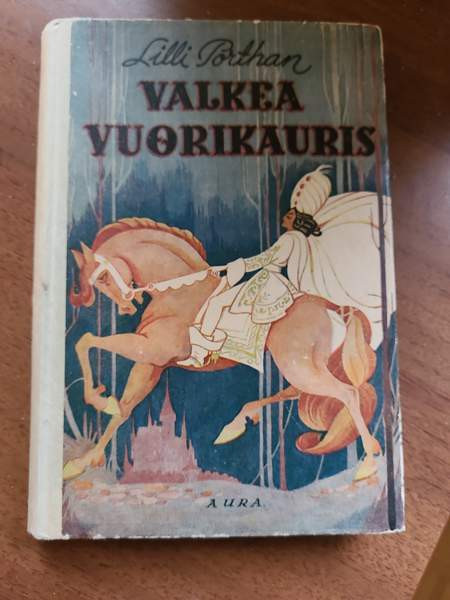 Lilli Porthan: Valkea vuorikauris Siilinjaervi – foto 1
