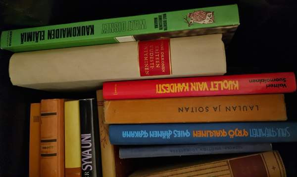 Paljon kirjoja, ammattikirj., kaunokirj., runokirjoja, tietokirjoja, romaaneja Kirkkonummi – foto 5