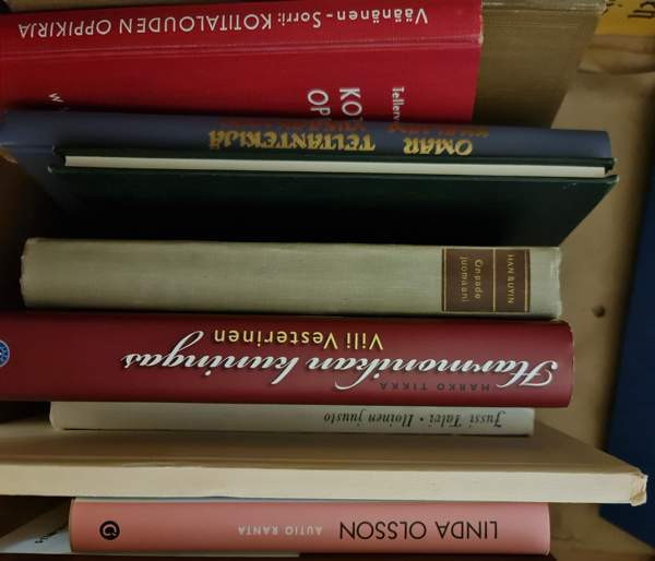 Paljon kirjoja, ammattikirj., kaunokirj., runokirjoja, tietokirjoja, romaaneja Kirkkonummi – foto 3