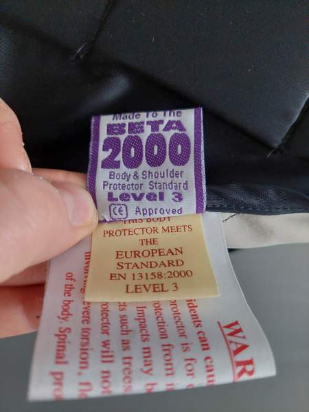 Racesafe palaturvaliivi RS2000 koko S Rovaniemi – foto 5