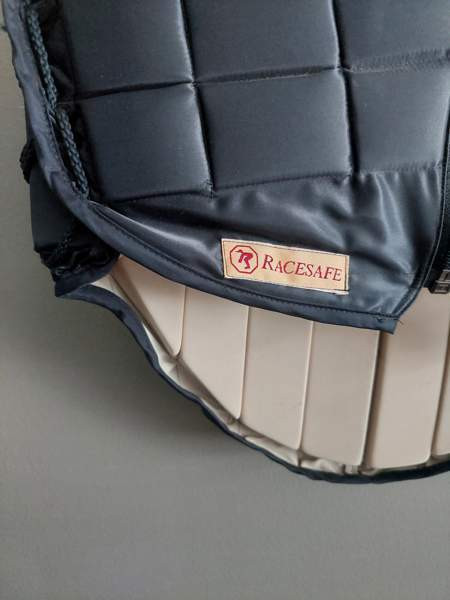 Racesafe palaturvaliivi RS2000 koko S Rovaniemi – foto 4