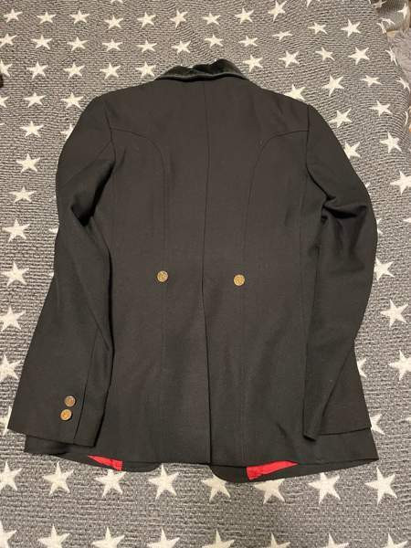 Musta EuroHunter kisatakki Jyvaeskylae – foto 2