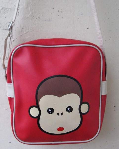 Tumtum punainen olkalaukku Рованиеми - изображение 2