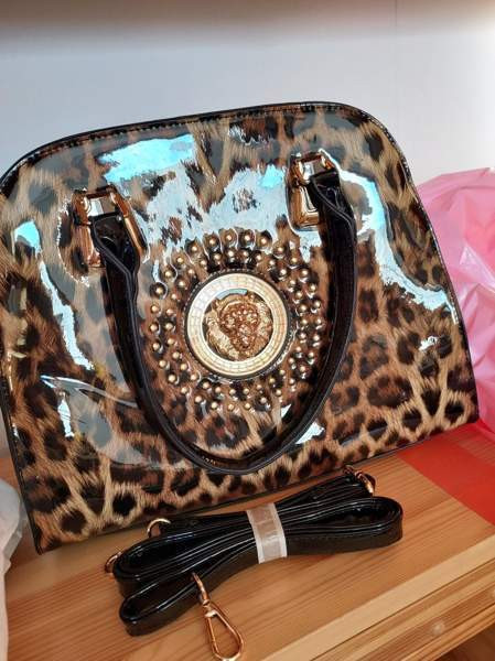 Upea leopardi - kuultolaukku. Uusi Helsinki – foto 1