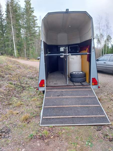 Hevostraileri wärmlandsvagnen Hamina - valokuva 5