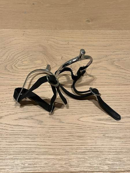 CRW kannukset ja kannusremmit Espoo - valokuva 1