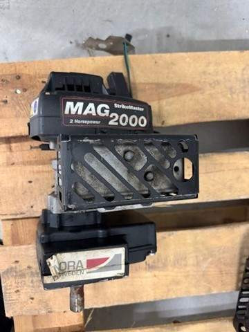 Polttomoottorisen jääkairan moottori Oulu - photo 4