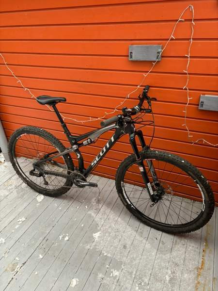 Hiilukuiturunkoinen Scott Spark 29 L Nurmijärvi - valokuva 2