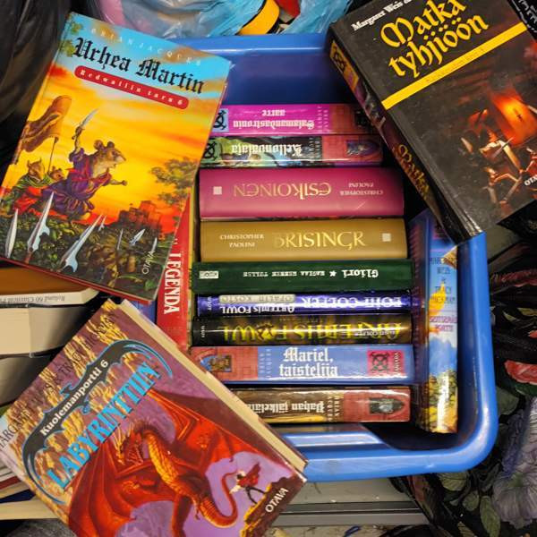 Nuorten kirjoja Helsinki - photo 3