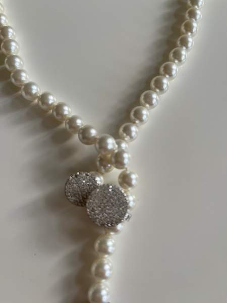 Kaunis House of Elliott helmikaulakoru Helsinki - valokuva 3