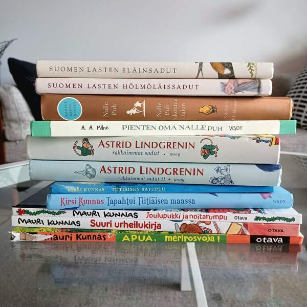 Kokoelma Kunnaksen, Lindgrenin kirjoja Espoo - valokuva 1
