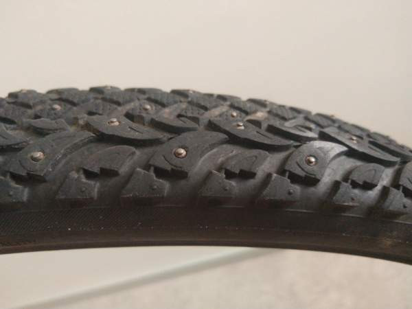 Pyörän nastarenkaat "28 Joensuu - photo 3