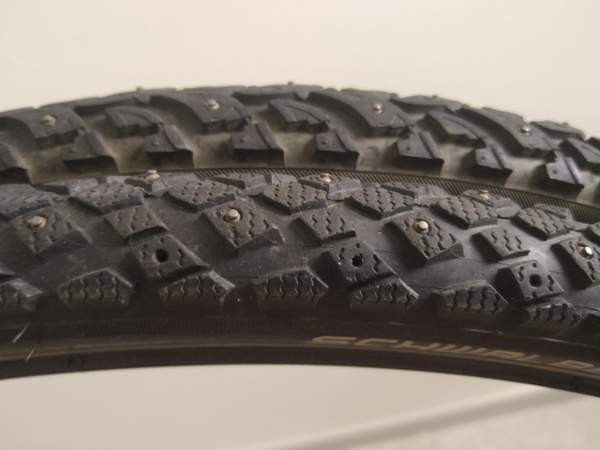 Pyörän nastarenkaat "28 Joensuu - photo 2